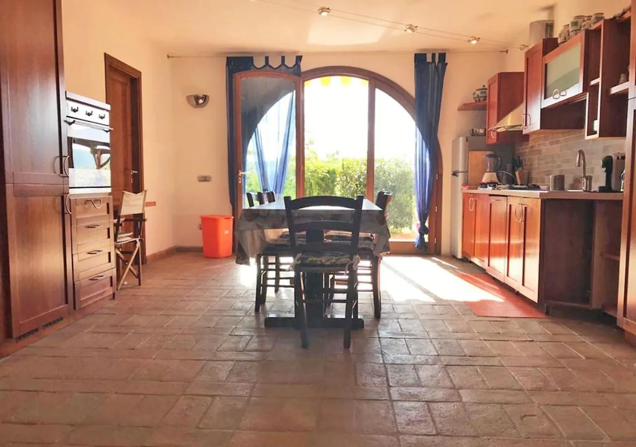 Casa Katia, Giuliana & Nami Villa Lacona Holiday home