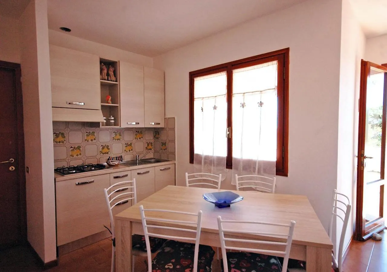 Casa Katia, Giuliana & Nami Villa Lacona Holiday home