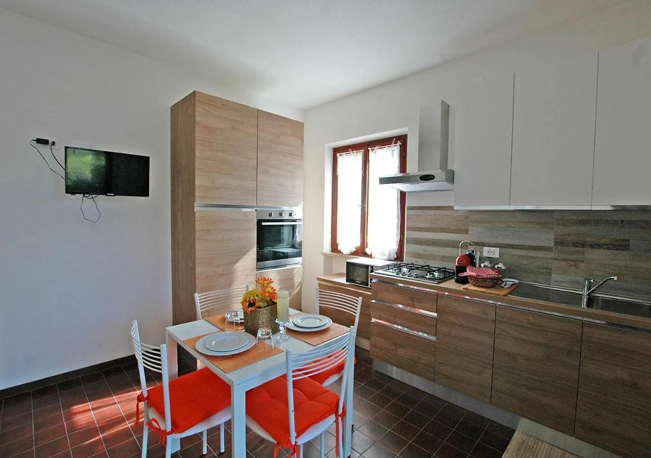 Casa Katia, Giuliana & Nami Villa Lacona 0*,  Italy
